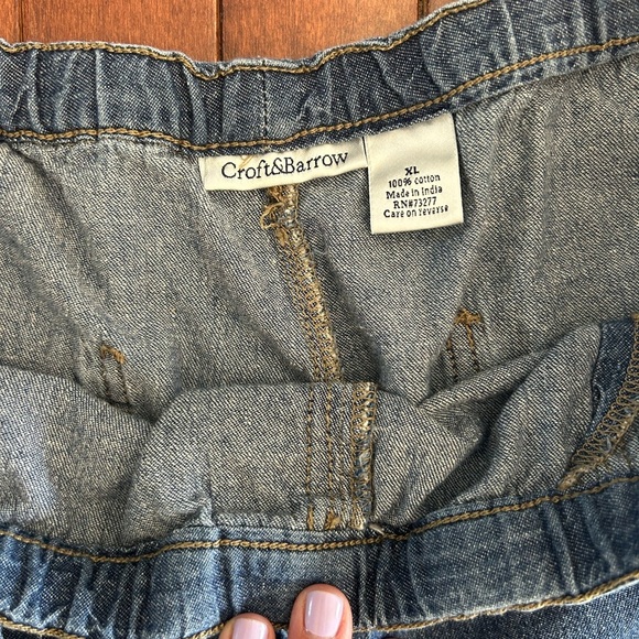 Croft & Borrow Women’s Casual Denim Capri Pants Size XL - Picture 3 of 7